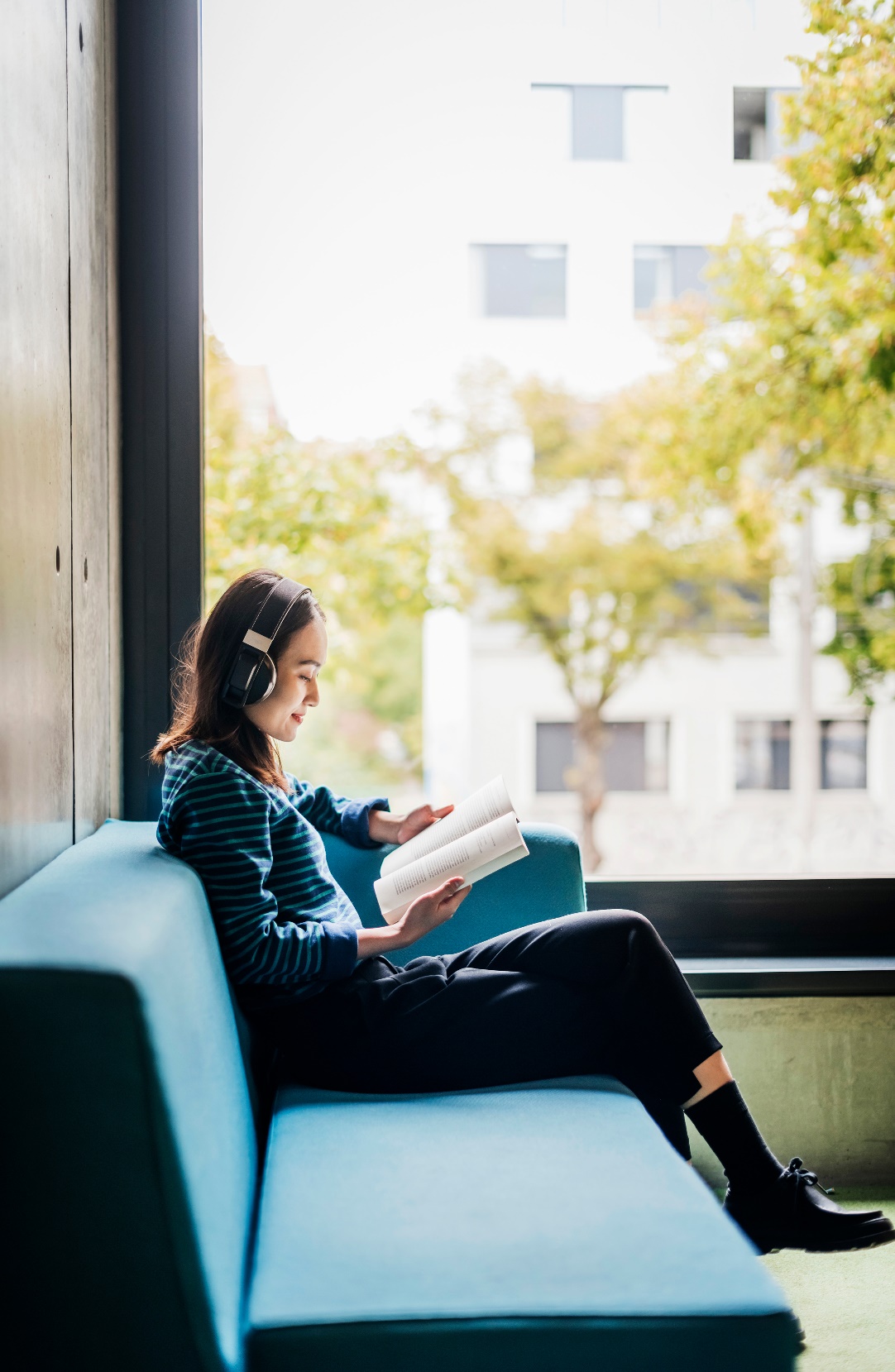 Customer reading comfortably